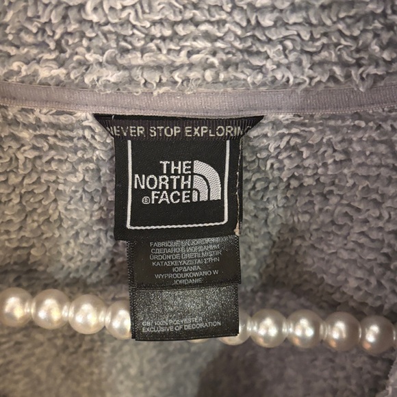 The North Face Charcoal Fleece Jacket - Picture 3 of 10
